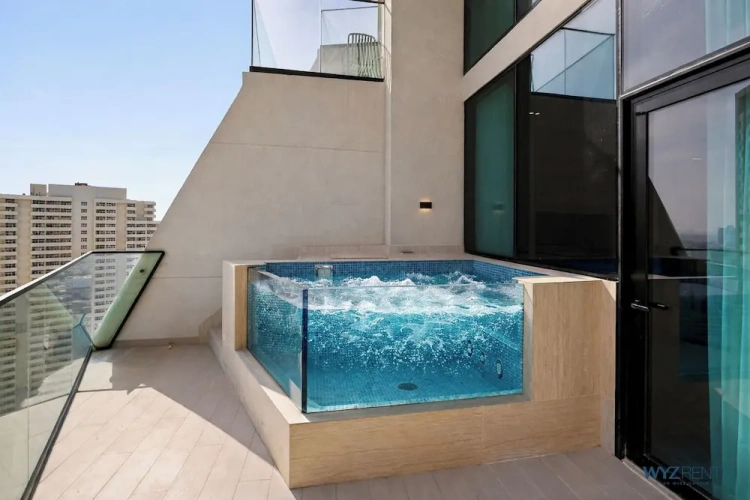 Luxury Apartment