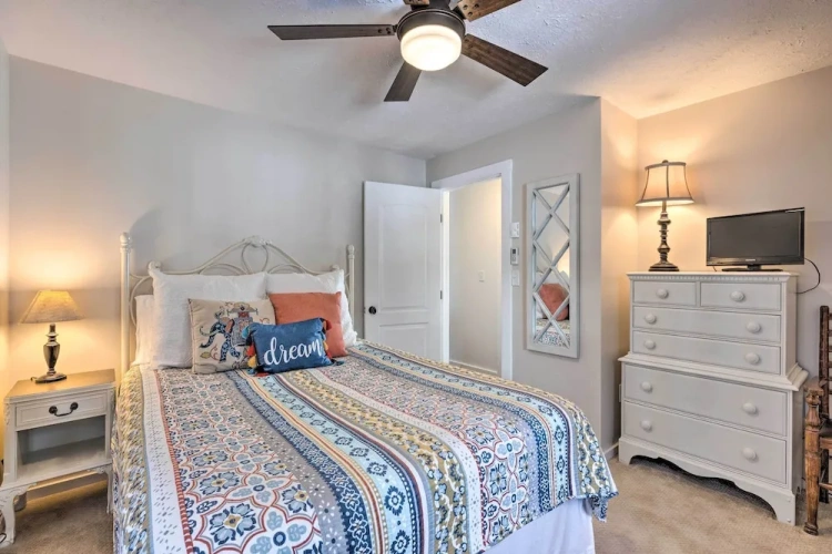 6 Bedrooms Cottage