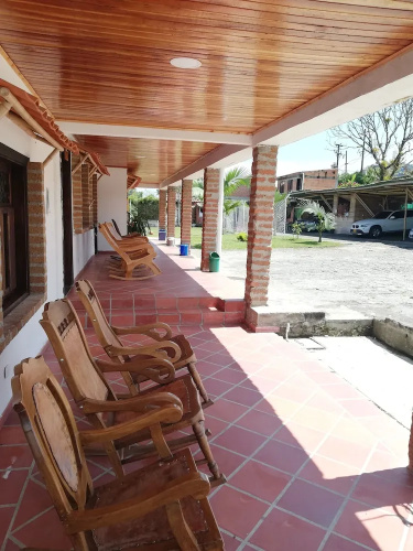 La Fragata Src