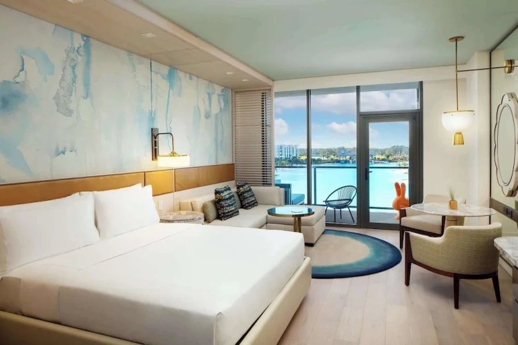 Double room with balcony and Lagoon View