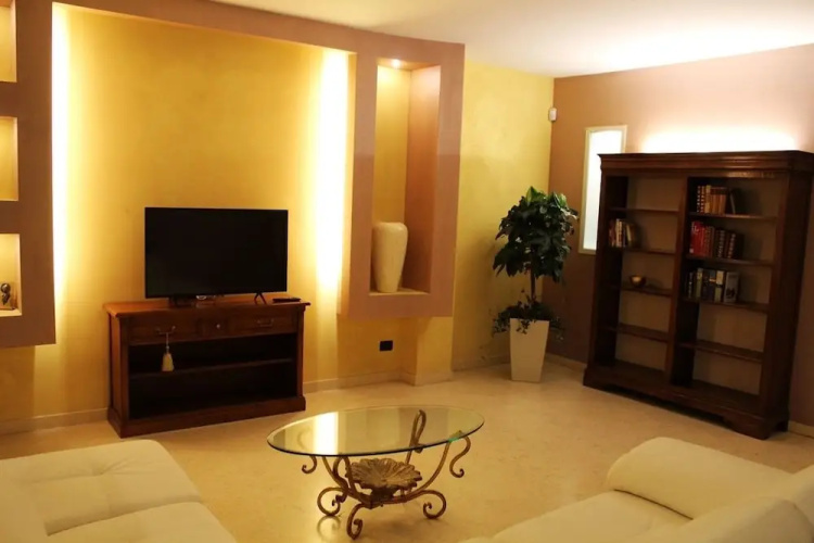 Villa Etro