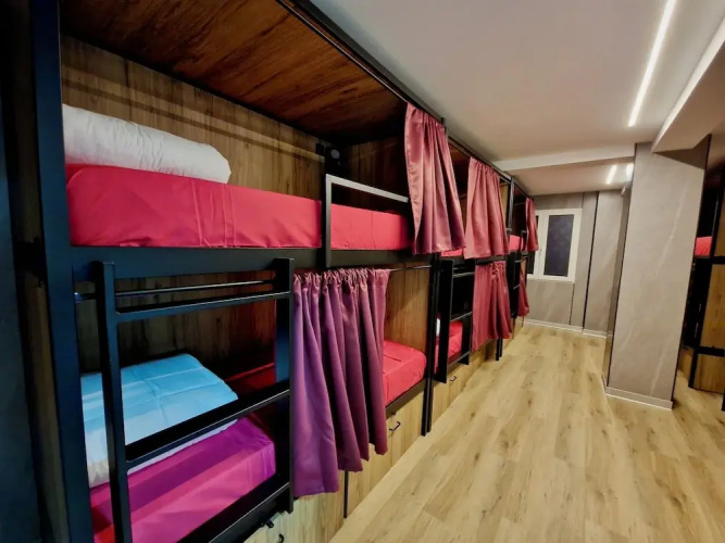 Velvet Hostel Business
