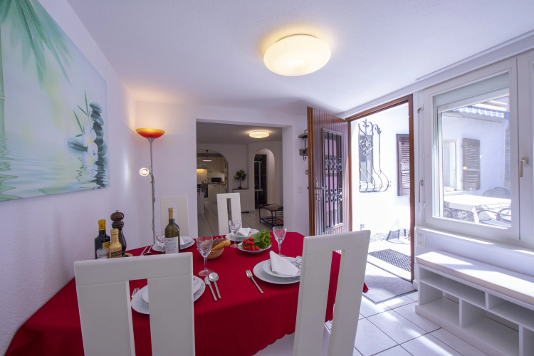 Cristel Apartment