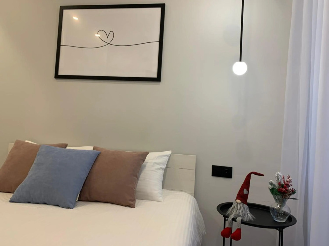 MAKSIM Modern Apartment