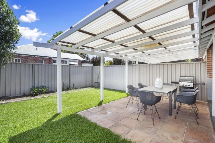 Elegant Art Semi Detached 2-bed Home