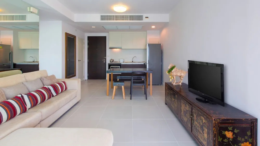 Baan SanPluem Beachfront Condominium