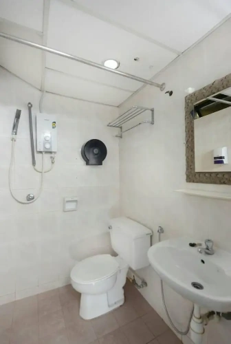 3 Bedrooms Apartment