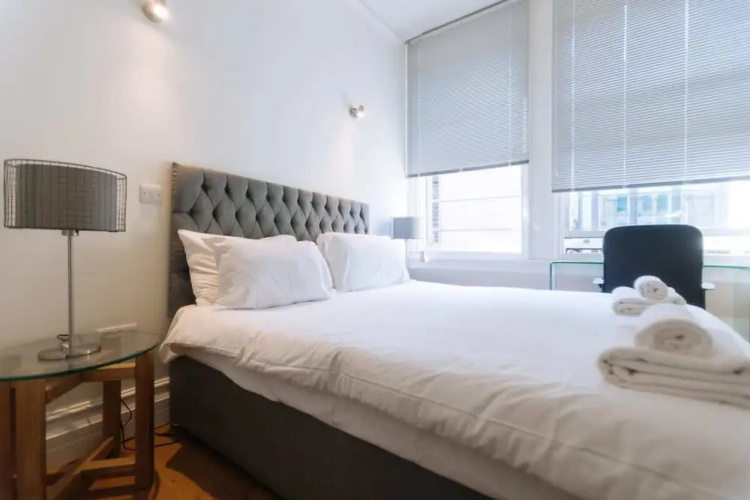 Gorgeous & Centrally Located 2BD Flat, Manchester!