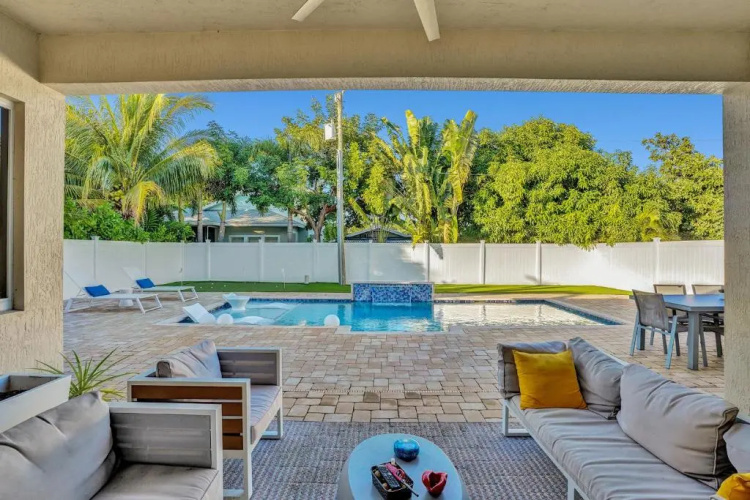 Mimosa Sunrise Villa