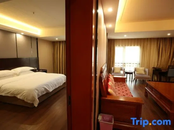 Deluxe Double Suite