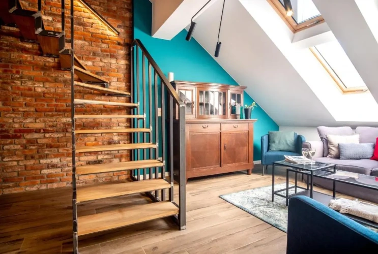 2 Bedrooms Apartment