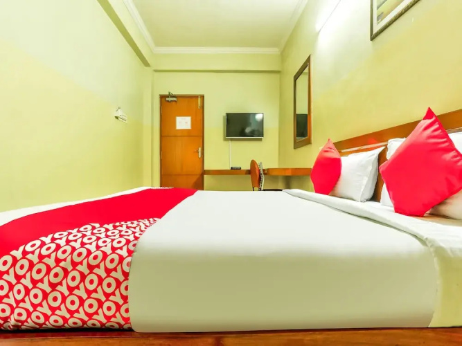 OYO Townhouse 142 Vadapalani