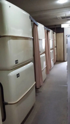 Capsule Hotel Honcho