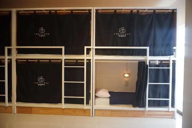 Lantai Dua Jogja - Hostel