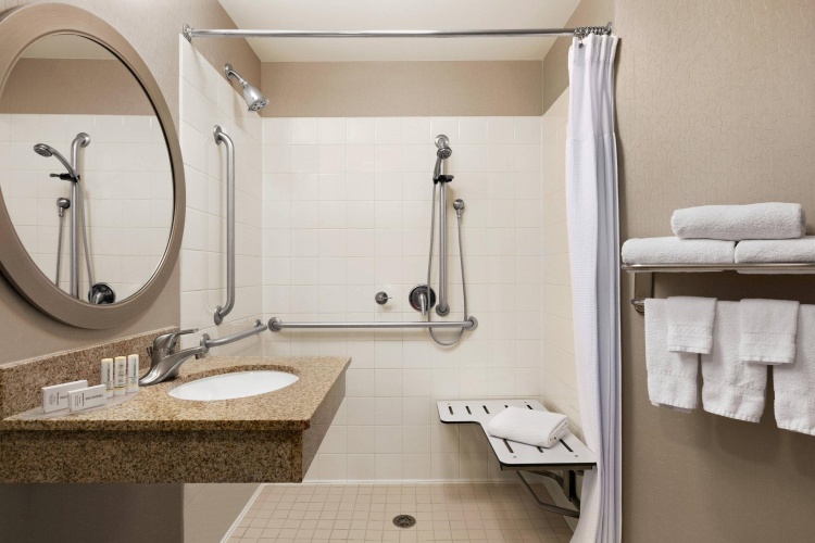 Quadruple Suite