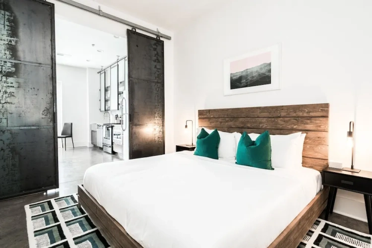 1 Bedroom Suite