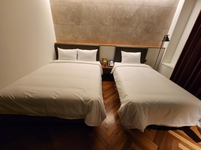 Standard Triple room