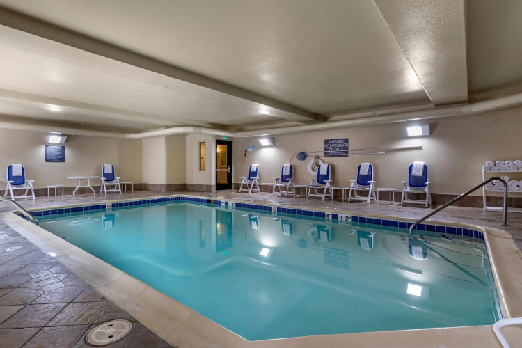 Comfort Suites Golden West On Evergreen Parkway photo 17