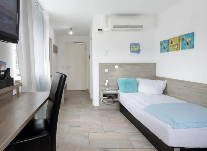 Standard Single room