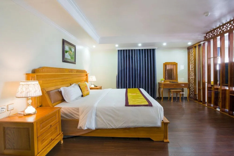 Thai Son Luxury Hotel