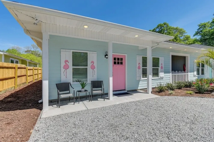 2 Bedrooms Cottage