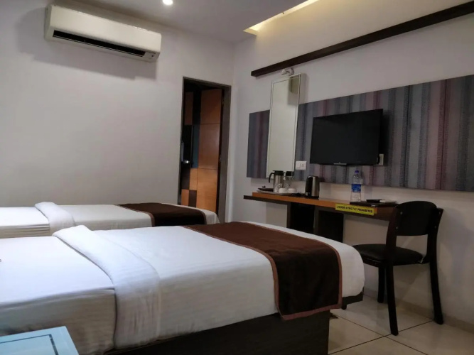 Hotel Royal Shelter
