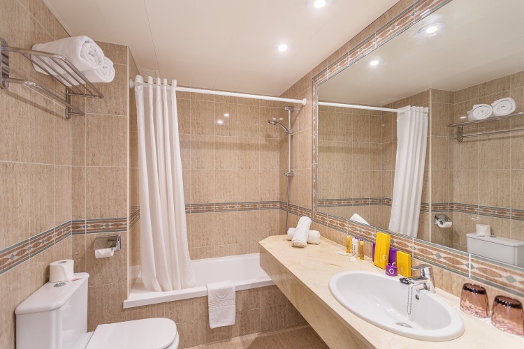 FERGUS Style Cala Blanca Suites photo 18
