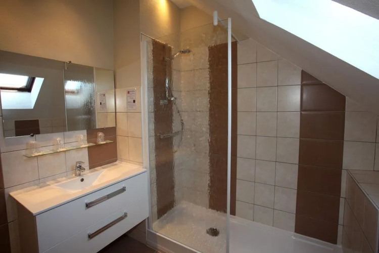Au Primerose Hotel