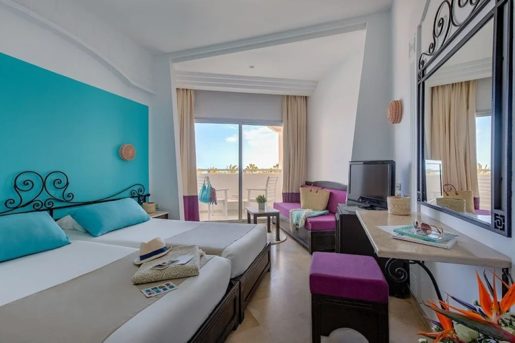 Standard Double room with balcony and with garden view