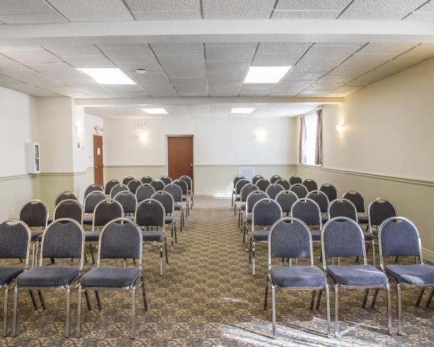 Comfort Inn & Suites Thousand Islands Harbour District photo 23