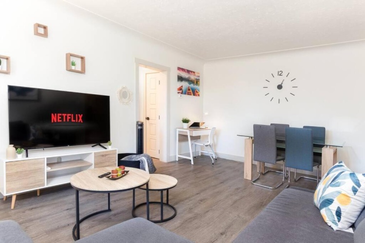 1 Bedroom Apartment