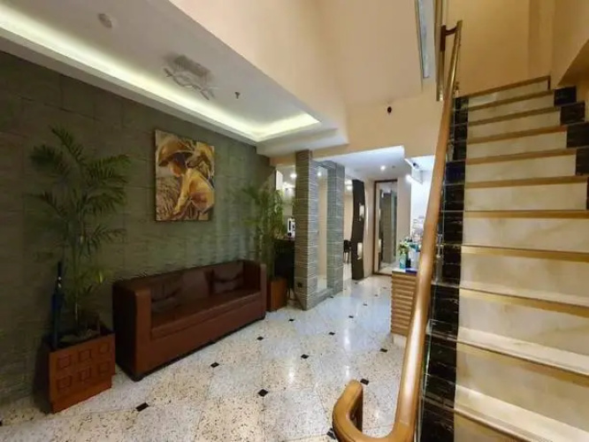 OYO 1021 Seventy Five Inn