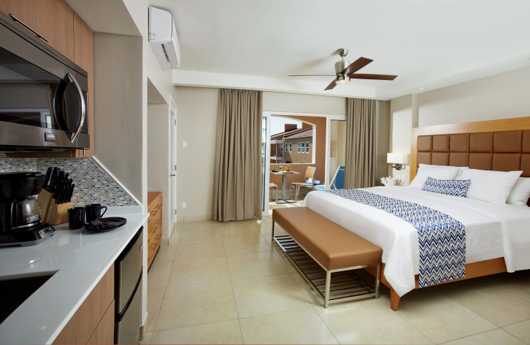 Divi Dutch Village Beach Resort photo 8