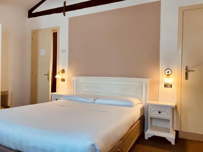 Superior Double room with canal view