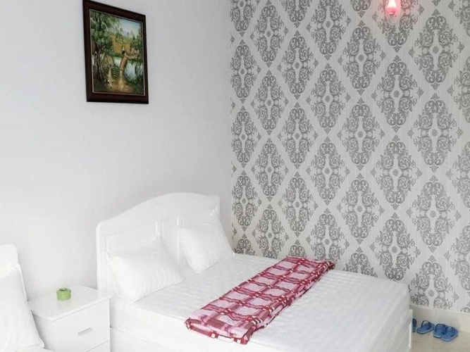 Hang Hoa Hotel