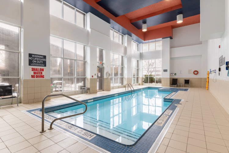 Holiday Inn & Suites London photo 19