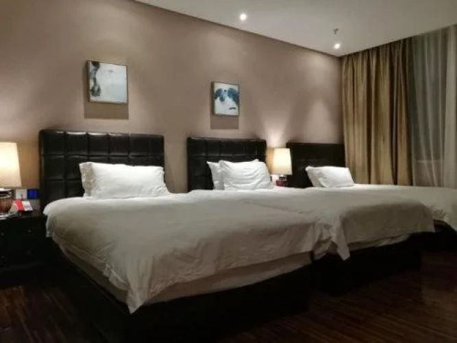 Limone Hotel