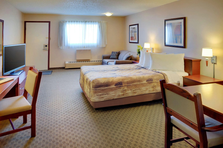 Nova Inn Kindersley