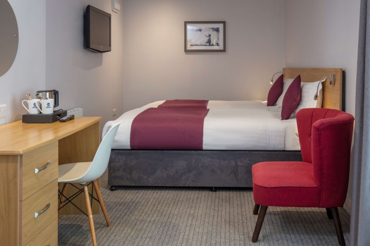 Guest rooms