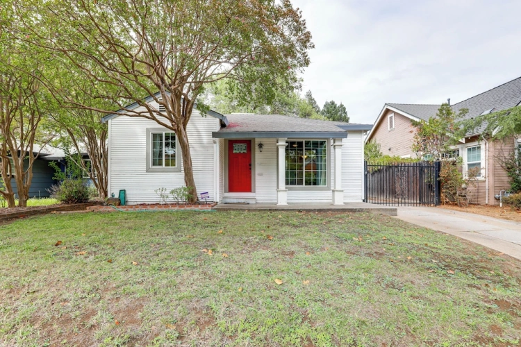 2 Bedrooms Cottage