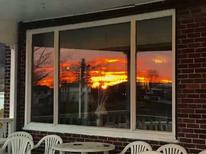 Red Rock Inn