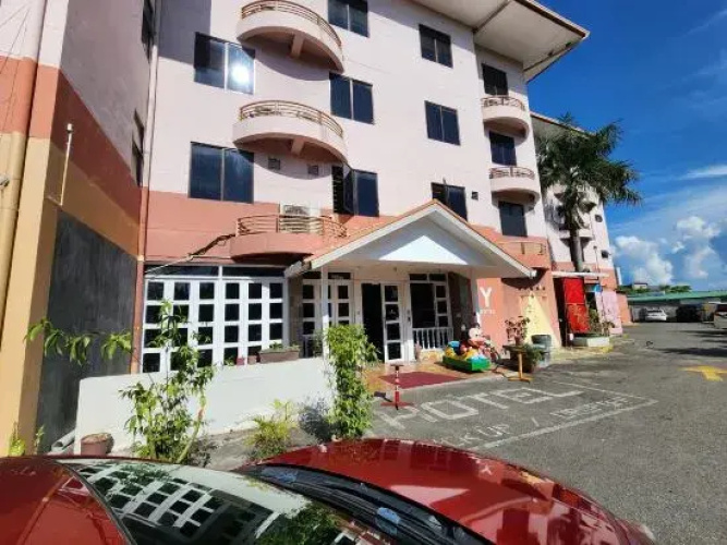 Y Hotel