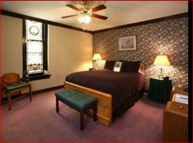 Christopher's Bed & Breakfast