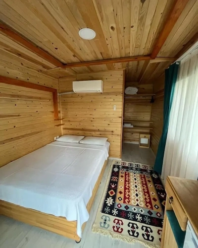 Double Cottage