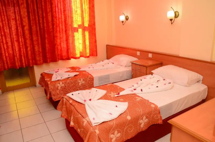 Doris Aytur Hotel