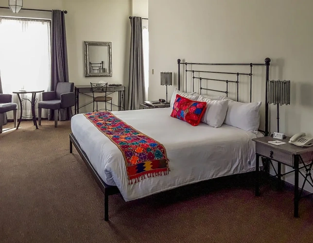 Premier room