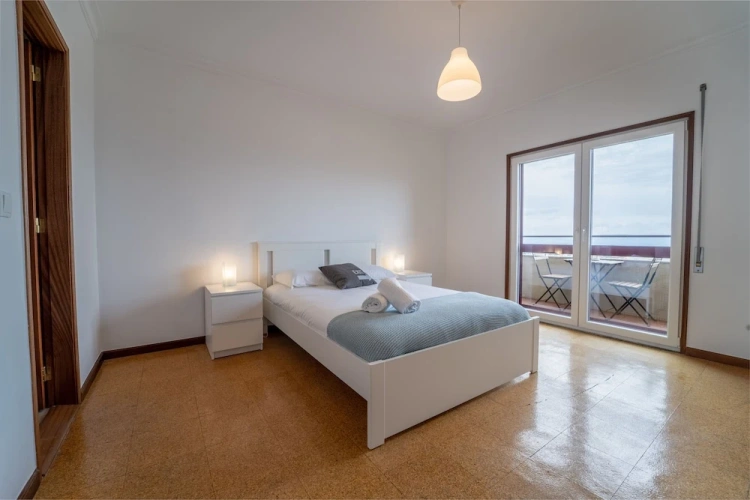 3 Bedrooms Apartment with balcony and with city view