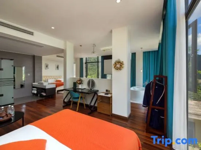 Standard Family room