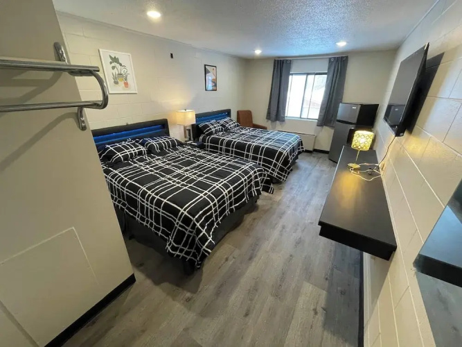 Guest Lodge