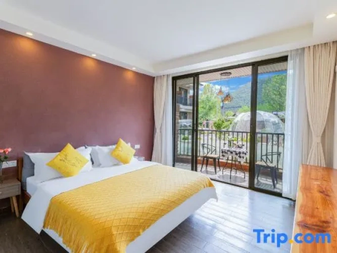 Luxury Double room with courtyard view